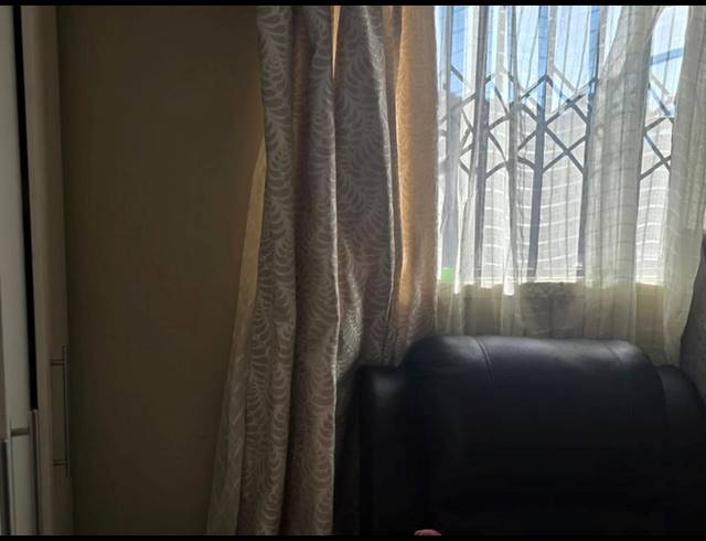 2 BEDROOM HOUSE FOR SALE IN KRUGERSDORP RURAL